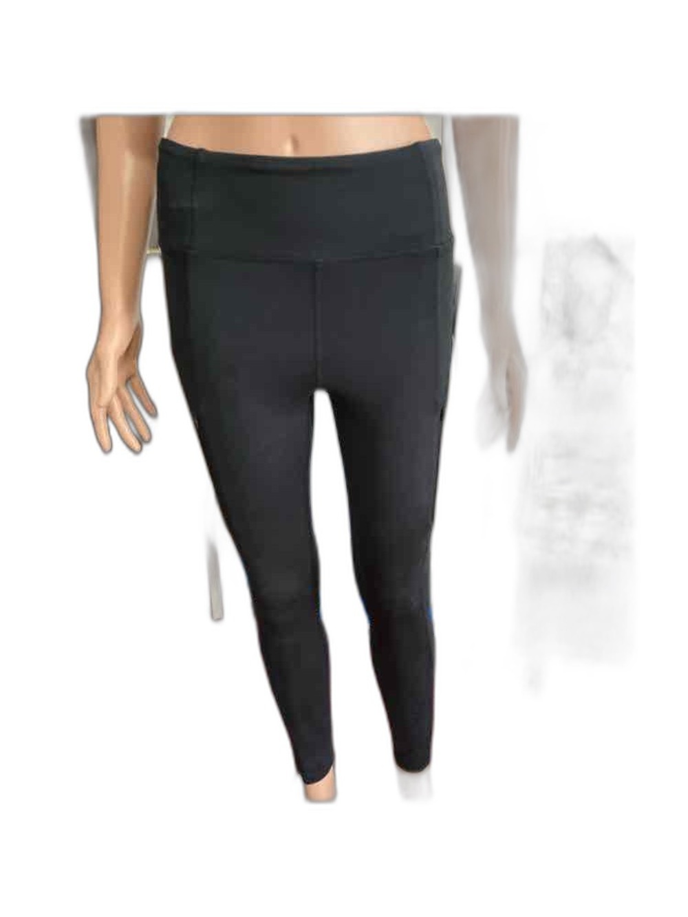 Marika Ankle Crop Workout Pants NEW WITH TAGS